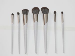 Cosmetic Set Brush